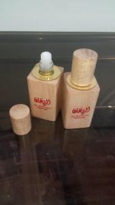 Nature-Inspired Scents: Wood-Crafted Attar Bottles