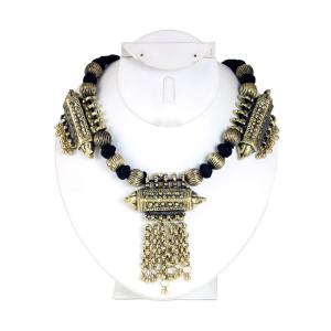 Metal and Thread Beads Necklace